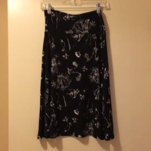 S Lularoe Azure- Black with white flowers